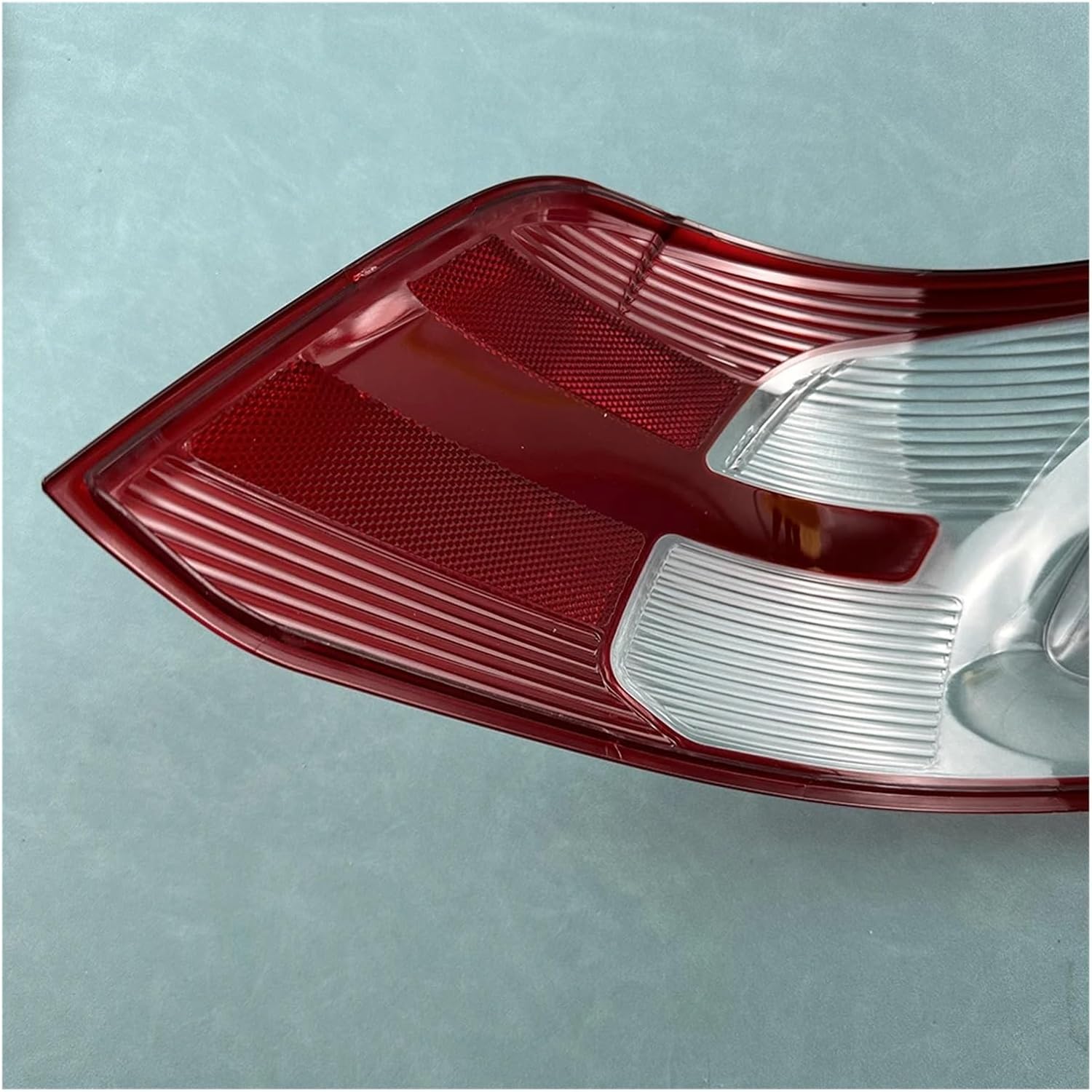 Compatible For Peugeot 301 2014-2016 Taillight Cover Taillamp Shell Mask Transparent Lampshdade Lens Plexiglass Auto Replacement Parts(Right)