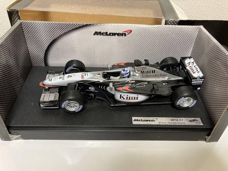 キミ・ライコネン アルファロメオ 直筆サインフォト/写真 F1