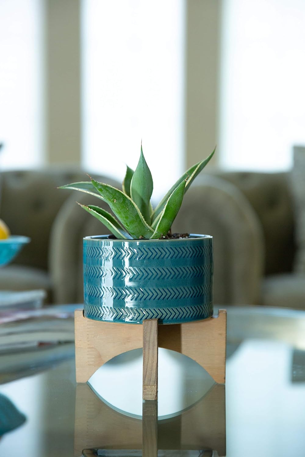 Flora Bunda 5 Inch Arrow Ceramic Planter on Wood Stand Mid Century,Glass Teal 5"