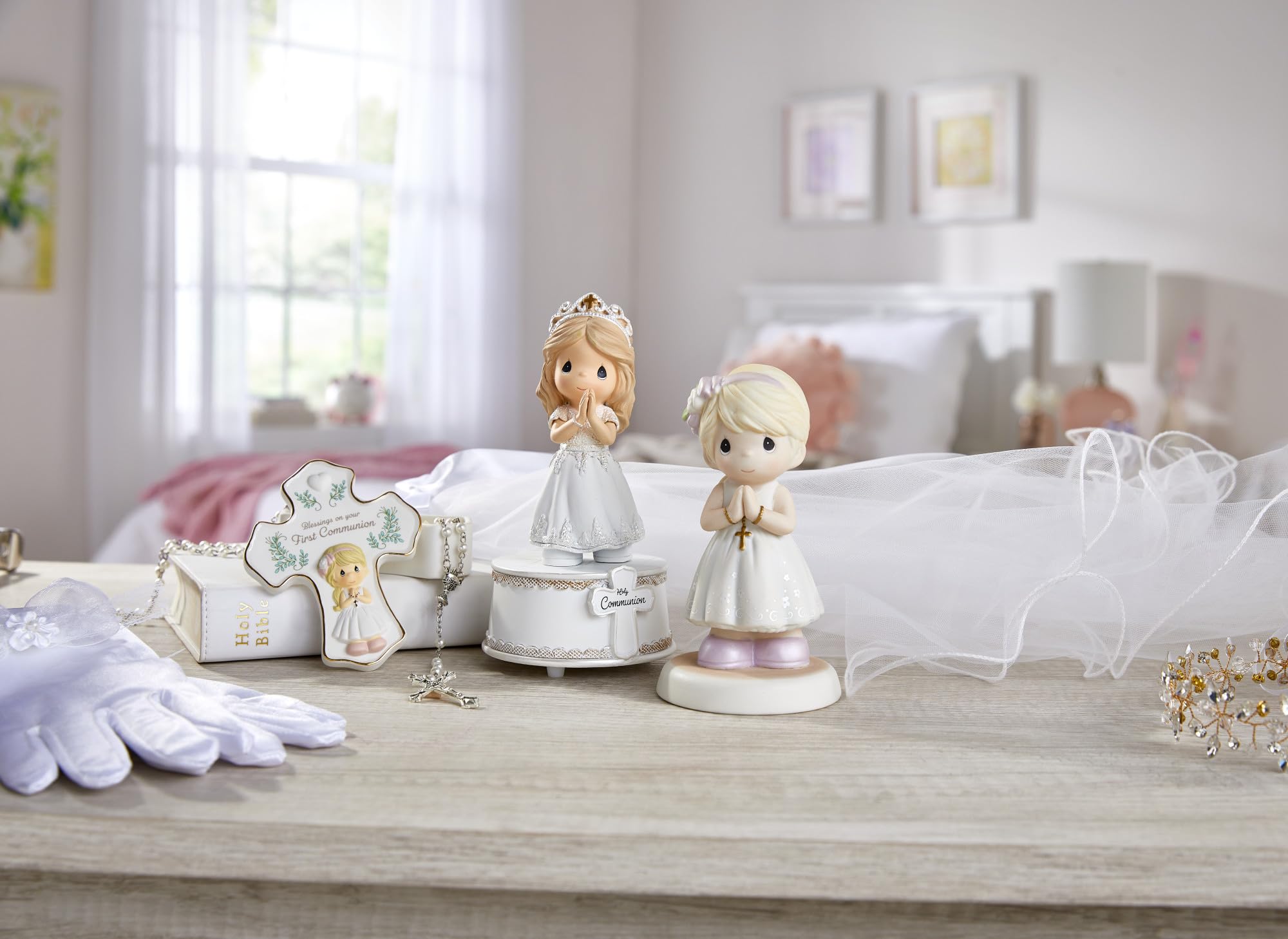 Precious Moments Blessings On Your First Communion, Bisque Porcelain Rosary Box with Rosary, First Communion Gift for Girls, Religious Keepsake for Catholic and Christian Faith