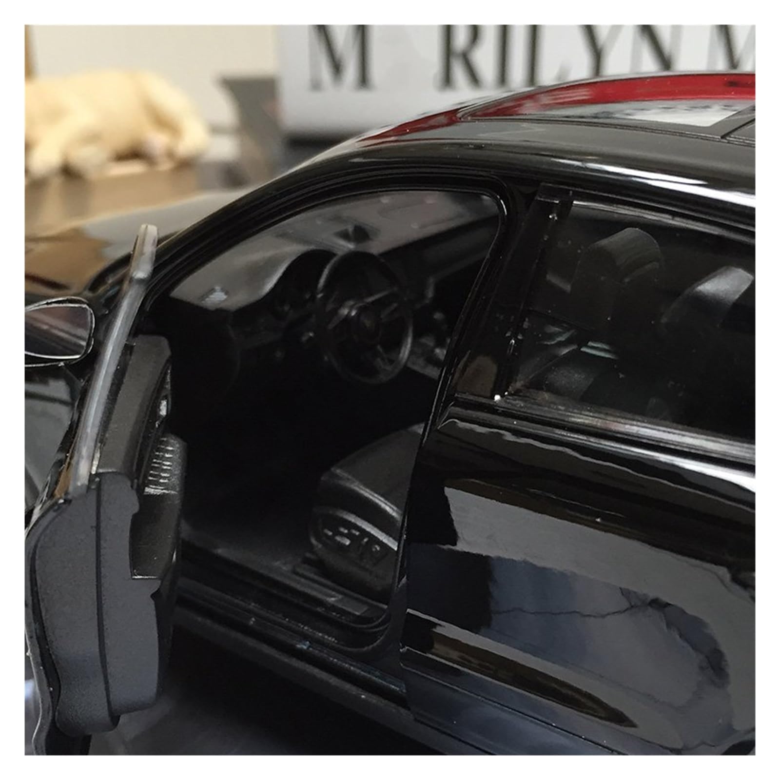 Amazon.co.jp: ミニカー スケールモデルカー 1:24 ポルシェマカン