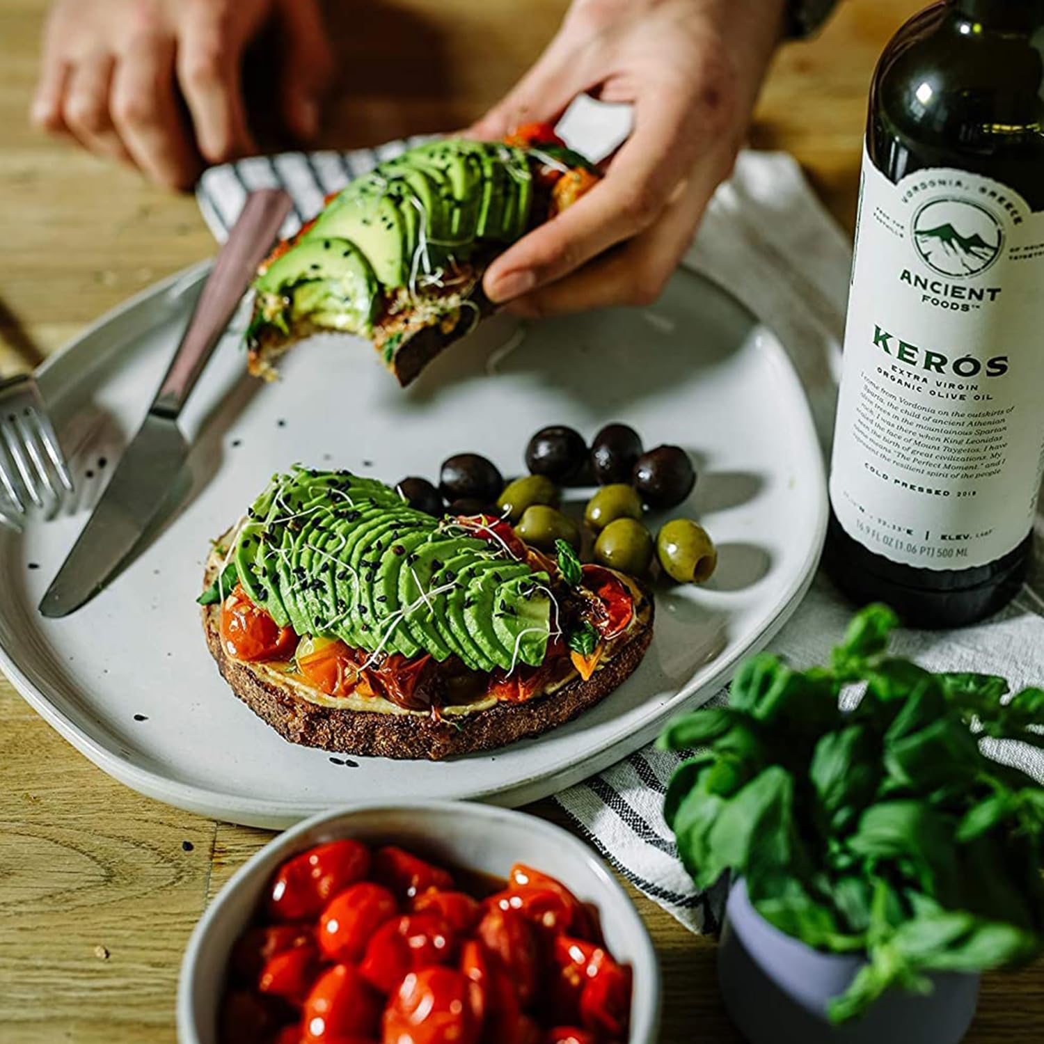 Ancient Foods Keros Organic Extra Virgin Olive Oil Cold Pressed – Greek EVOO, High Polyphenol Olive Oil from 1000 Year Old Trees from Greece – Ideal for Cooking, Salads & Gourmet Dishes – 500ml Bottle