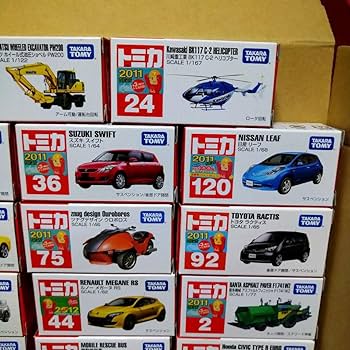 Amazon | トミカ 2011年17台セット（新車シール） | ミニカー