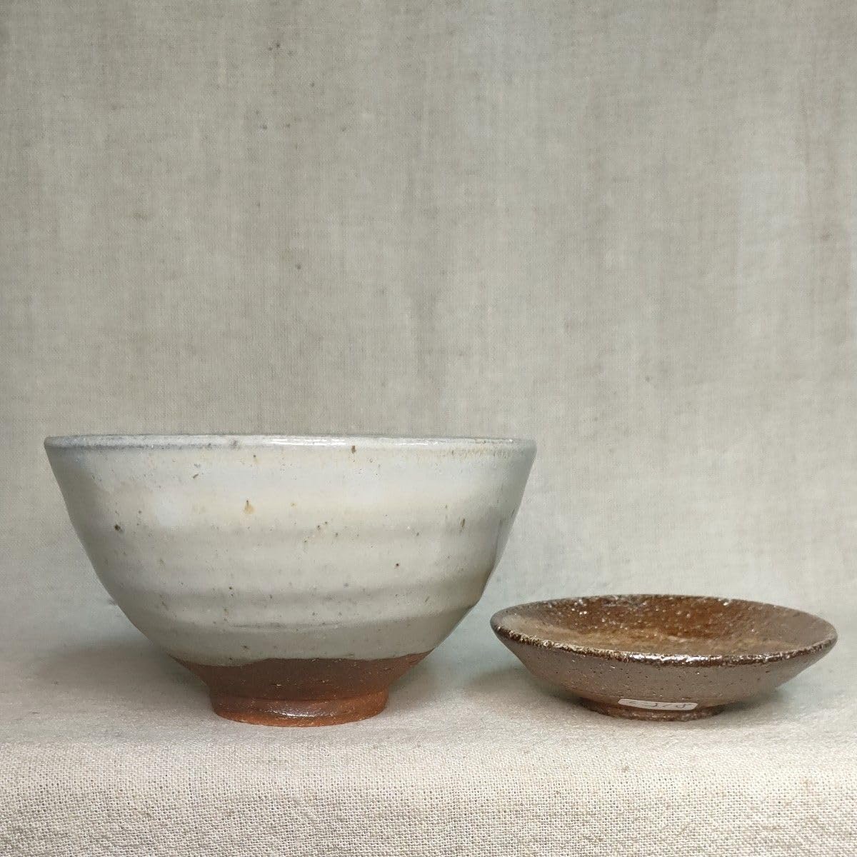 遺品整理◼️蔵からかなり古い超特大な星4つの謎のお皿が出てきた！ 遺品整理蔵からかなり古い超特大な星4つの謎のお皿が出てきた 遺品整理