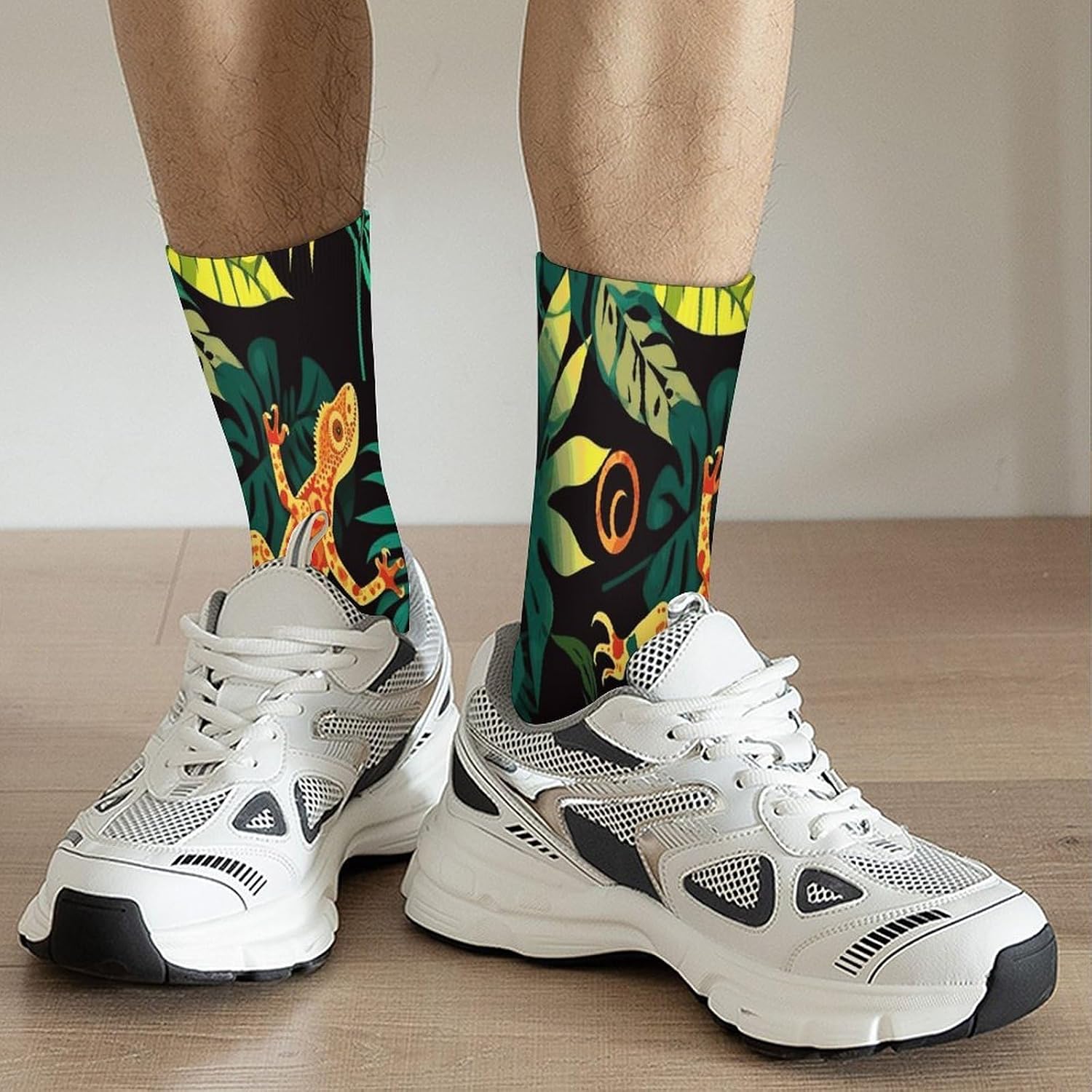 Gecko And Tropical Leaves Crew Sock High Stocking Grippy Socks | Socks for Men & Women,Stockings-Long Thin Tube Sports, Breathable Soft Athletic for Nurses,Travel