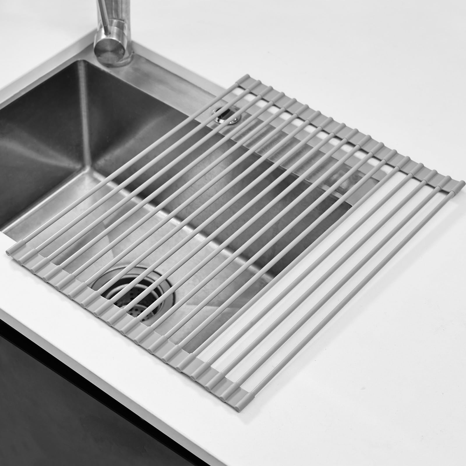 KitchenRaku Dreieckiges Abtropfgestell Geschirr | Faltbare Matte für das Waschbecken in der Küche | 304 Edelstahl/Silikon | Als Abtropf für die Küchenspüle