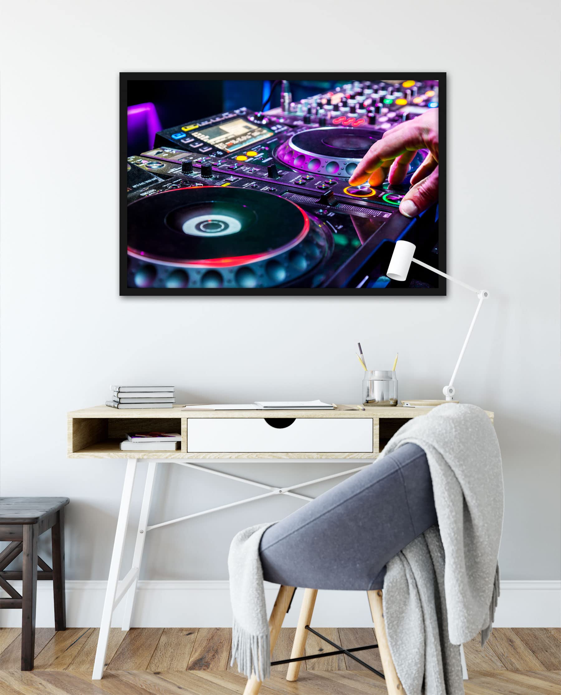 Poster moderno illuminato da DJ con cornice portafoto / Formato: 100 x 70 cm / stampa artistica incorniciata