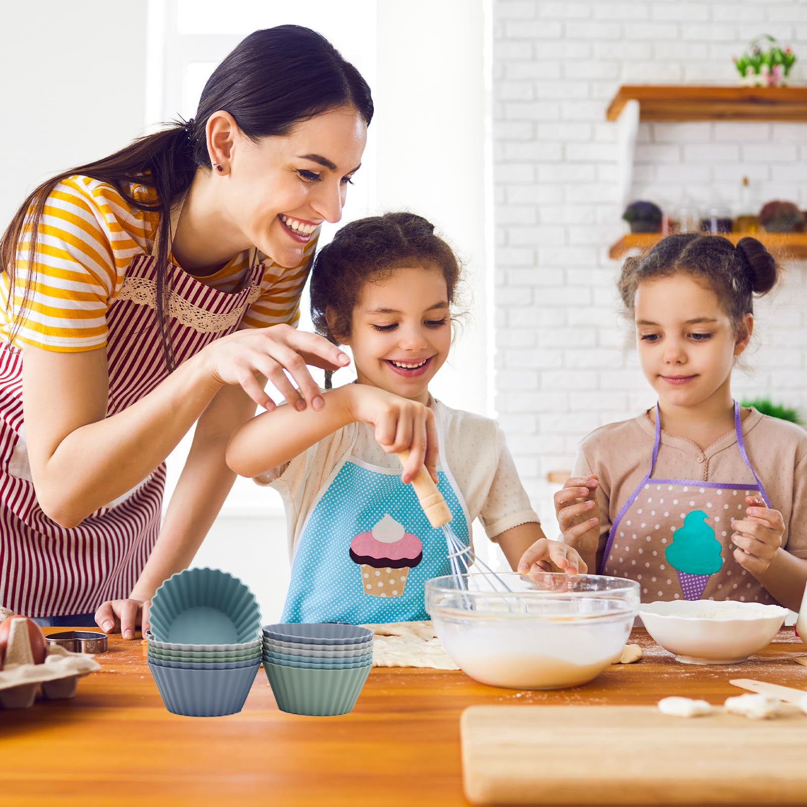 Lot de 12 grands moules à muffins réutilisables en silicone - 9 cm - Sans BPA - Passe au lave-vaisselle