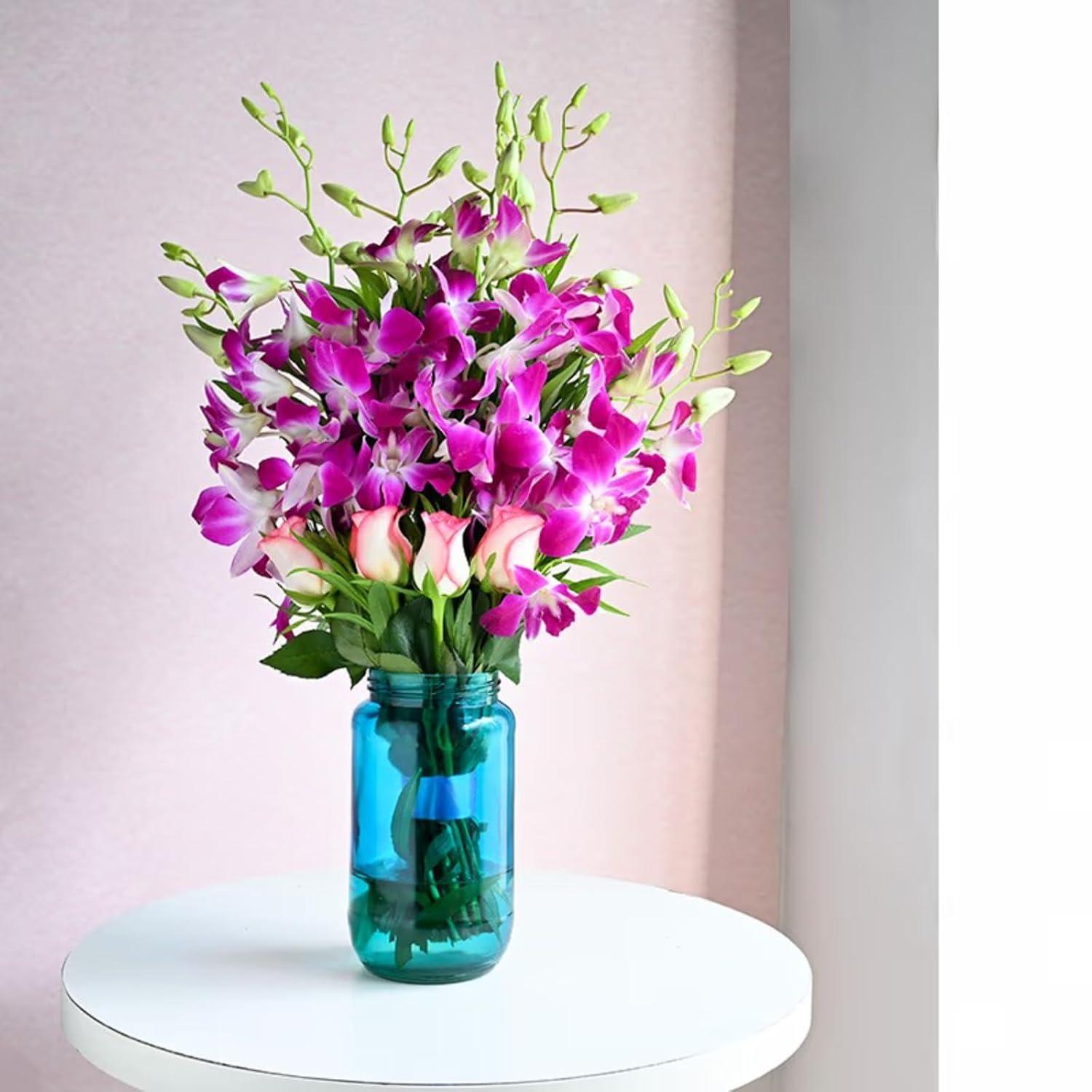 FlowerAura Premium Fresh Live Flower Bouquet of 4 Pink Roses & 6 Purple Flowers In Glass Vase Gift For Birthday | Anniversary | Romantic Surprise | Women’s Day | Mother’s Day (Same Day Delivery)