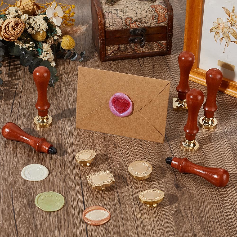 UNICRAFTALE 8 timbri in metallo dorato, 8 stili, forme miste, con manici in legno, per fai da te, sigilli di cera, timbri, artigianato, inviti e confezioni regalo, 20-30 mm
