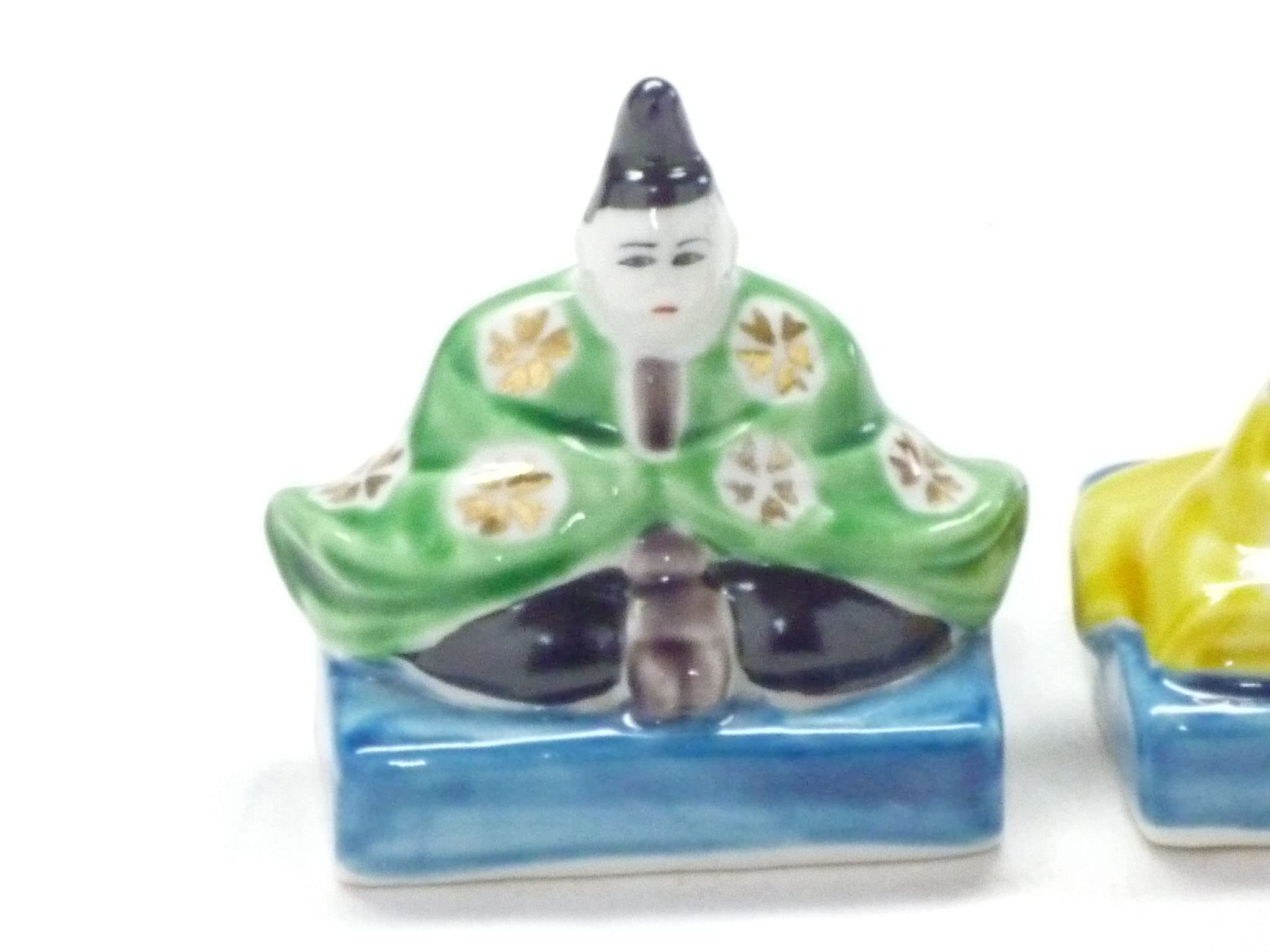 Kutaniyaki Hinamatsuri Sitting Kinzakura No. 2 En