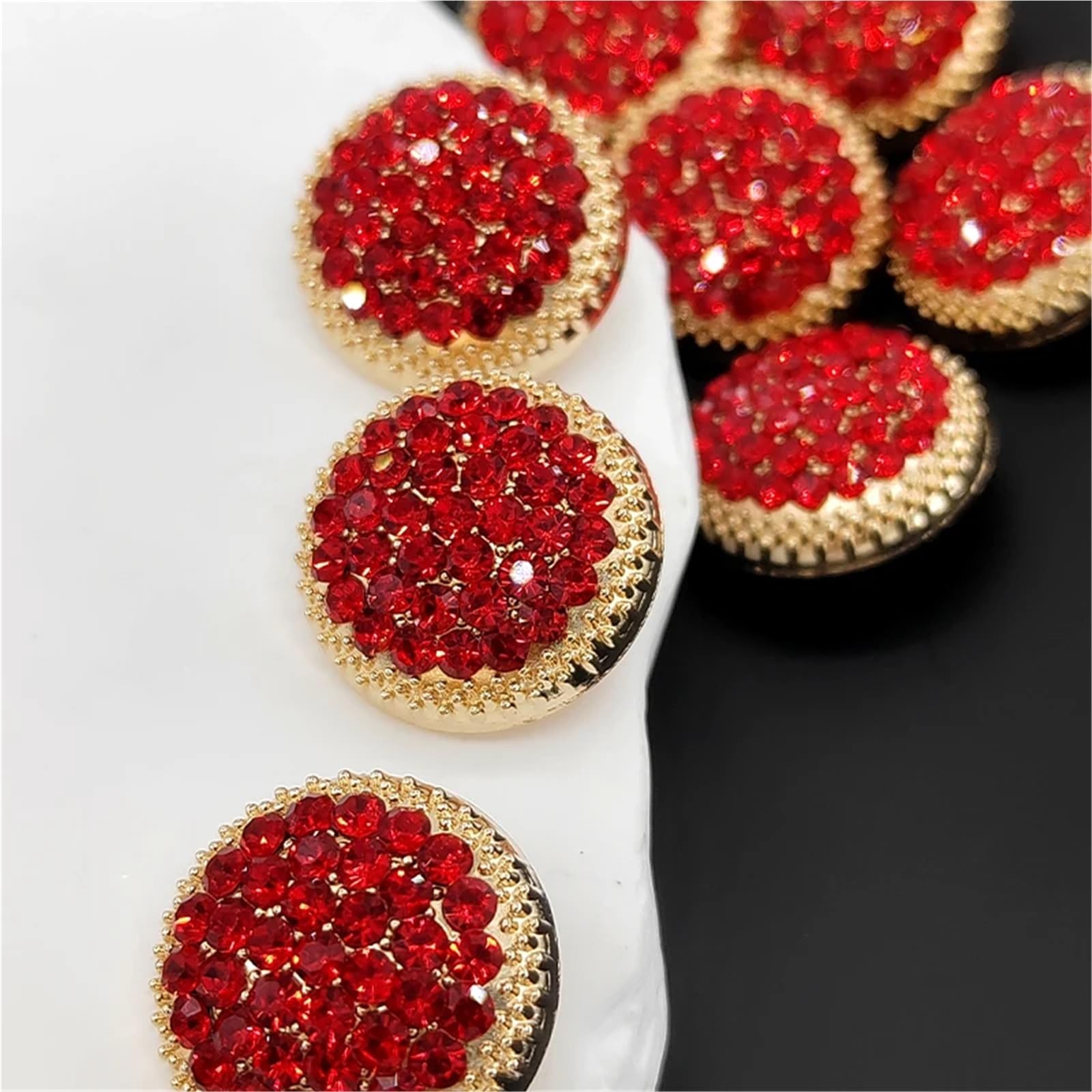 guziki z kryształu górskiego, Guziki z metalowym trzpieniem Rhinestone Multicolor 18-25mm 18 szt(Red With Silver,25mm 6pcs)