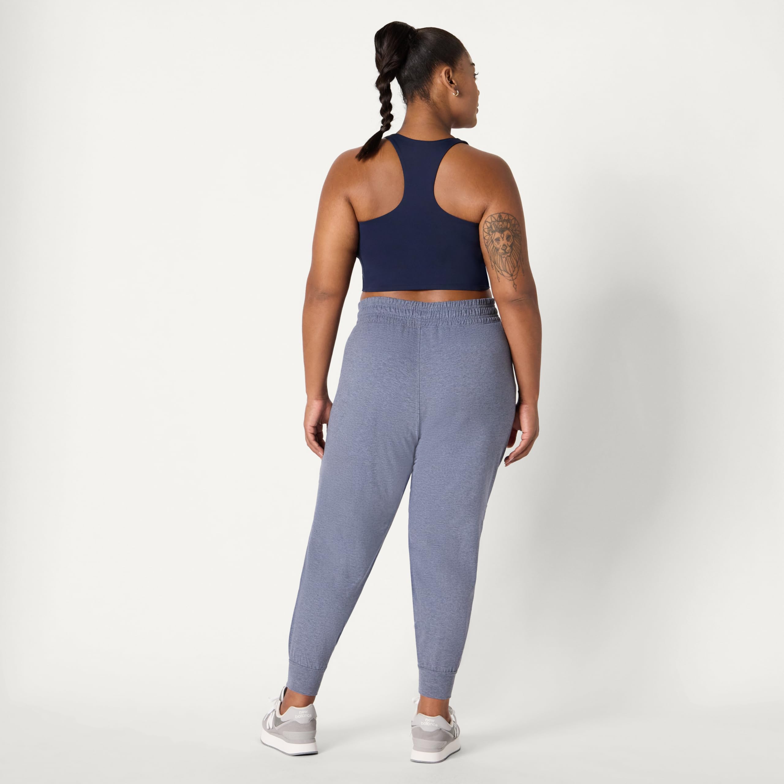 Amazon Essentials Damen Athletische, Weiche, Leichte Stretch-Trainings-Jogginghose Trainingshose