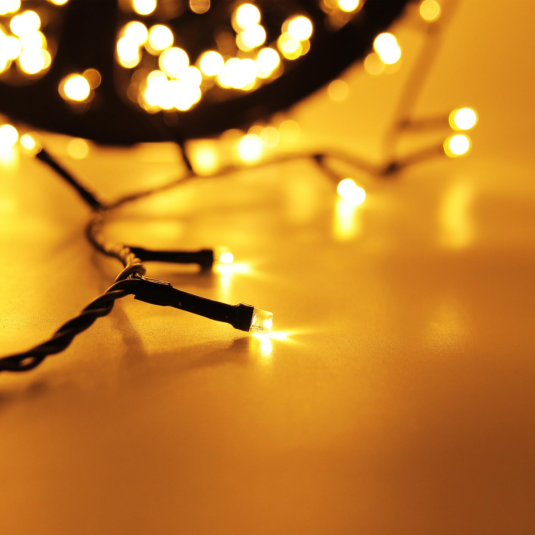 Świąteczne lampki LED do użytku zewnętrznego/wewnętrznego, 5 mm, zielony kabel, 8 trybów, kontroler 31 V z pamięcią, IP44 (złoty, 50 m 1000 LED)