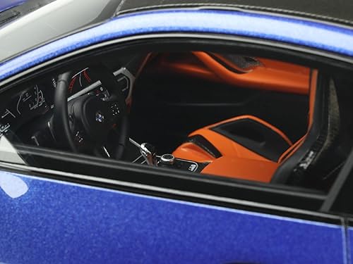 Miniatura 2 de GT Spirit GT851 M4 (G82) Coupé Portimao Blue Metallic 2020 con tapa de carbono, edición limitada a 1300 piezas en todo el mundo modelo 118 de GT