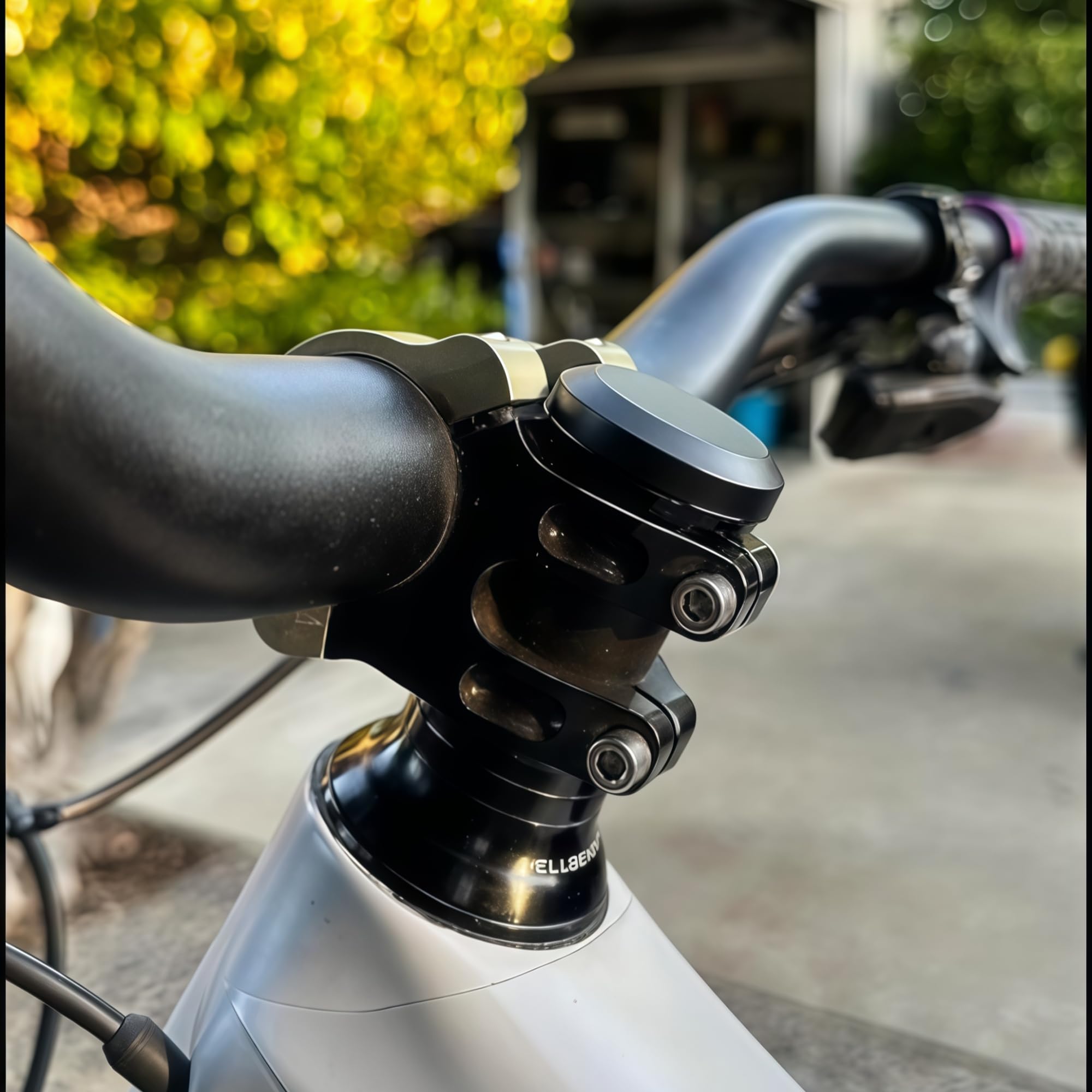 Fahrradhalterung, versteckt, kompatibel mit Air-Tag, Mountainbike, Diebstahlschutz, wasserdicht, für MTB, Fahrrad, Federgabel mit Innendurchmesser 18–30 mm (Air-Tag nicht im Lieferumfang