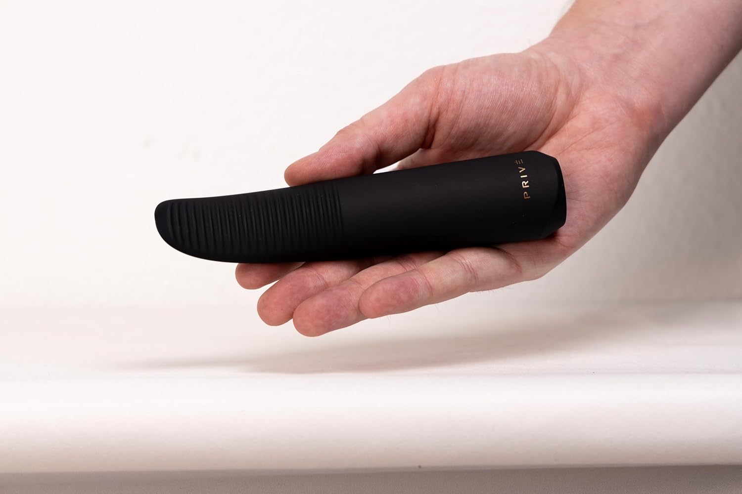 Prive Lengua Silicone Tongue Simulator Vibrator - 10 Powerful Vibration Modes - Fully Waterproof USB Rechargeable Fluttering Licking Toy for Women - Personal Wand Massager Sex Toy