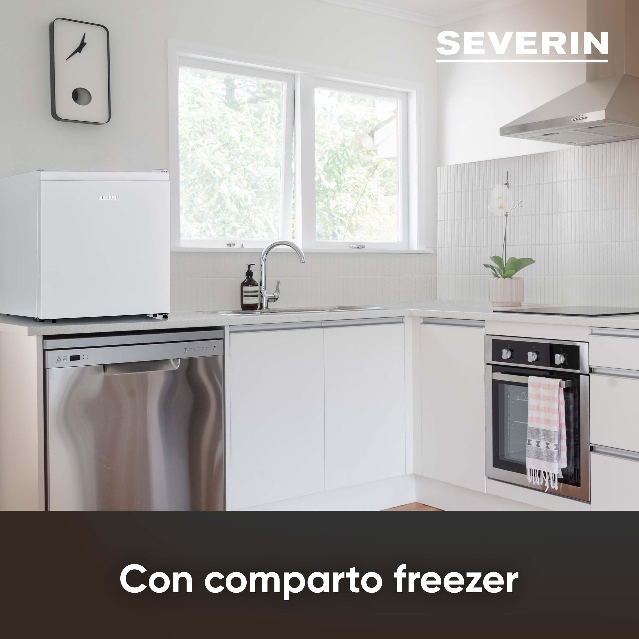 SEVERIN Mini Frigo Bianco, 45 Litri, Scomparto Freddo 6L, Silenzioso (40 dB), Compressore, Classe E, Porta Reversibile, Portabottiglie 2L, 50,0 x 44,5 x 46,8 cm - KB 8884