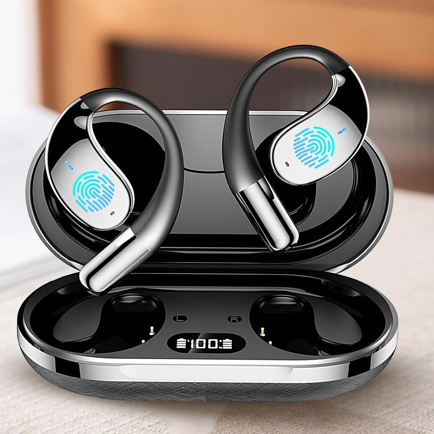 Translator Earbuds | 144 Language Translation Device,Interpreter Device, Wireless Headphones for Student Tourist Outdoor Learning Conversation (Black)