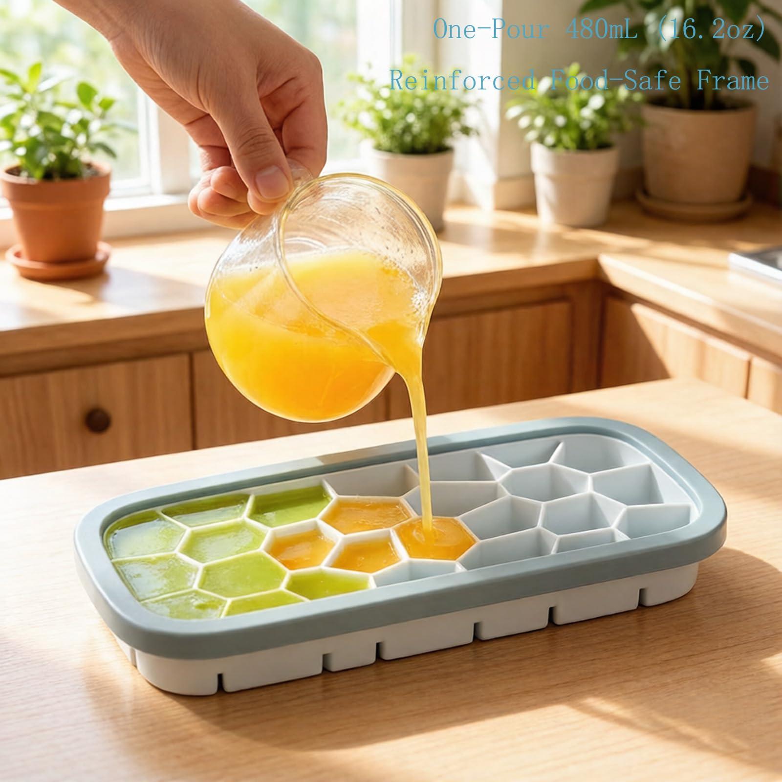 Bandejas grandes para cubitos de hielo con tapa y recipiente, 26 moldes de silicona, apilables, polipropileno y silicona de grado alimenticio, cuchara de hielo gratis para cócteles, café, té