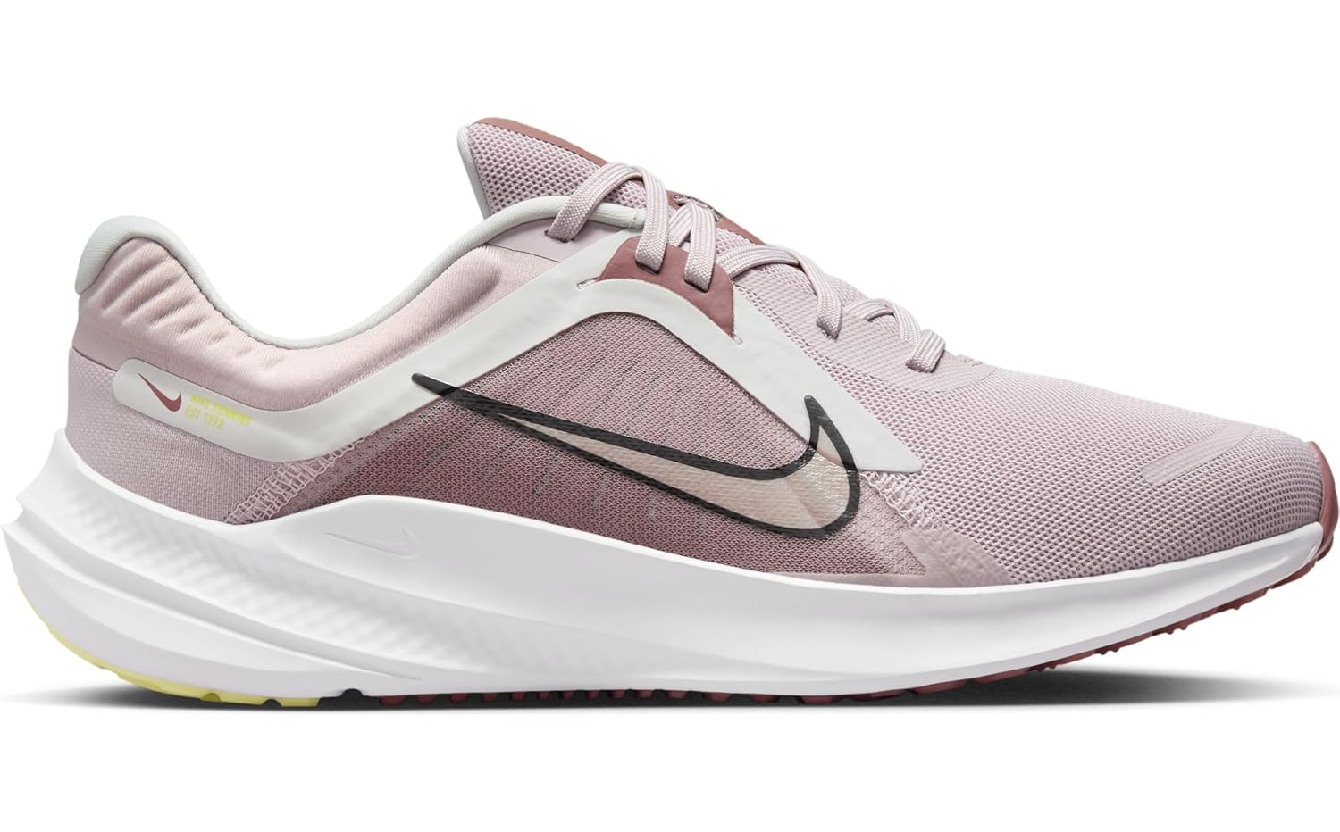 Nike womens Wmns Nike Quest 5 Running Shoes 5 718IRM08e8L. SL1500