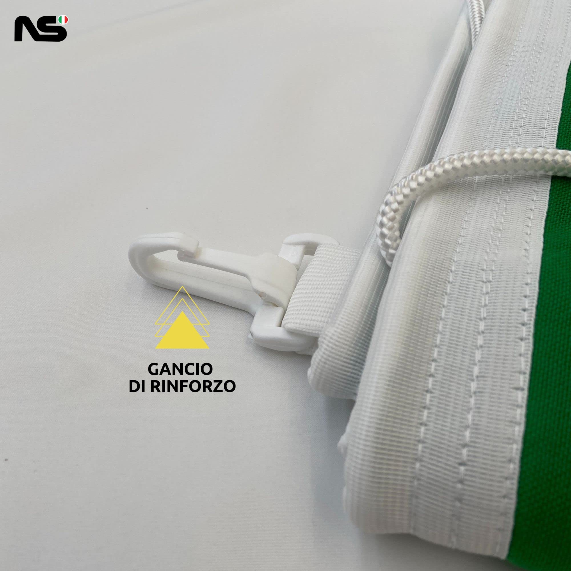 NS BANDIERE | Bandiera Italia Grande cm 200x300 in Tessuto Poliestere Nautico 130gr Antivento Resistente con Corda Laterale e Gancio di Rinforzo
