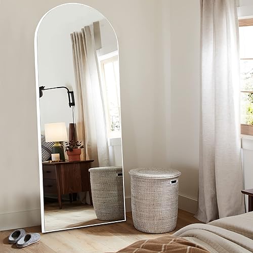 Miniatura 5 de NeuType Espejo arqueado de longitud completa de 65 x 22 pulgadas, espejo de cuerpo completo de polímero, marco fino para colgar o apoyarse contra la