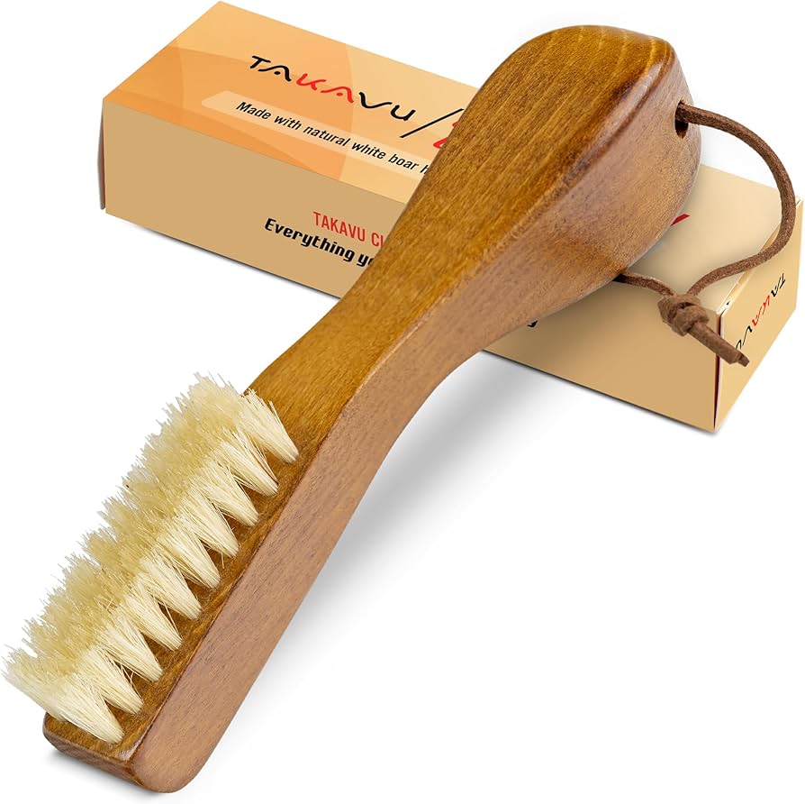 TAKAVU Stain Brush, Laundry Brush for Stain Removal, Natural Boar Bristle Cleaning Brush with Ergonomic Handle, Suitable for Delicate Fabrics Without Damage, Perfect for Laundry, Shoes, Boots, Home