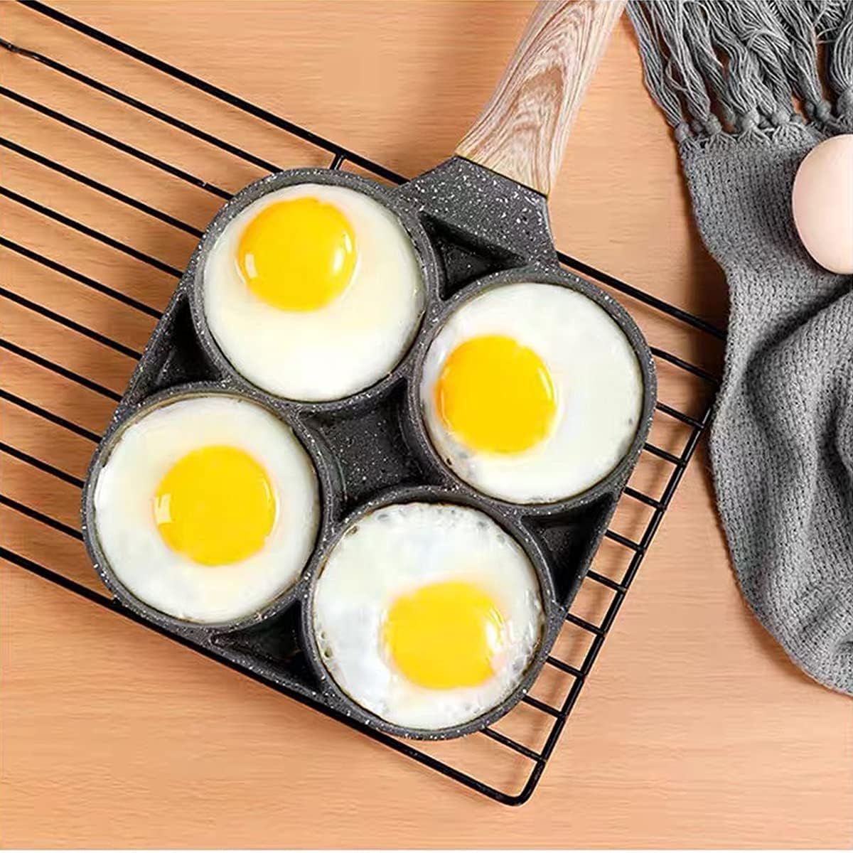 Daisyaner Egg Frying Pan，Non Stick Egg Cooker Pan Compatible with All Heat Sources,for Egg Burger/Breakfast Pancake Pan/Omelette，Suitable for Gas Stove & Induction cooker(four section)