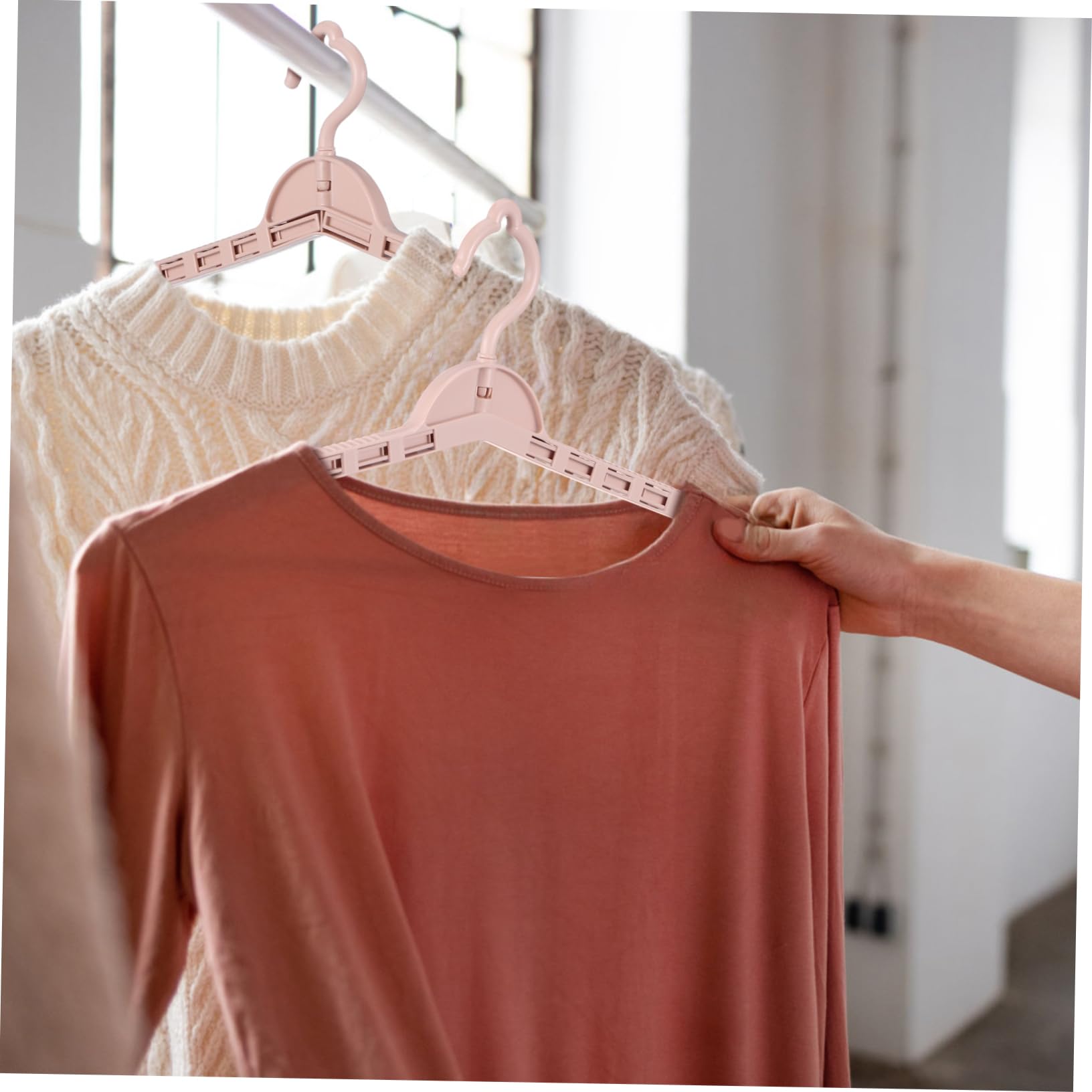 MAGICLULU Set da 8 Grucce Retrattili Regolabili in Pp Rosa, Appendiabiti Multiuso Salvaspazio Design Elegante per Armadio e Abbigliamento