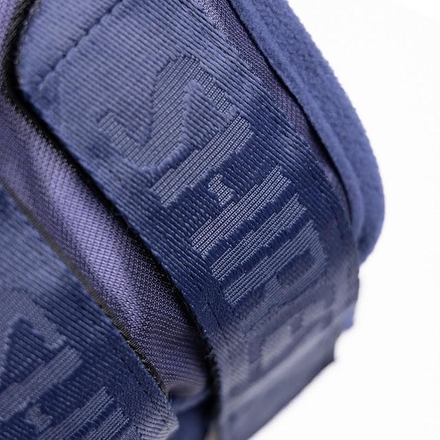 Foto 3 de 8 de Shires FlyGuard Pro - Máscara de malla fina con protección UV, color azul marino/orejas y nariz/completo