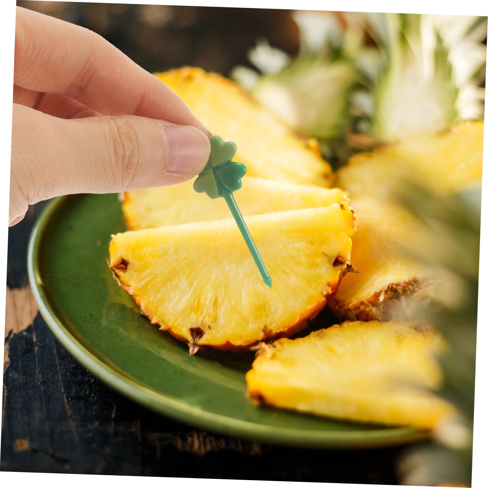 PRETYZOOM Ccessories Bee Themed Fruit Picks Decor 5 Pack Reusable Safe for Boys and Girls