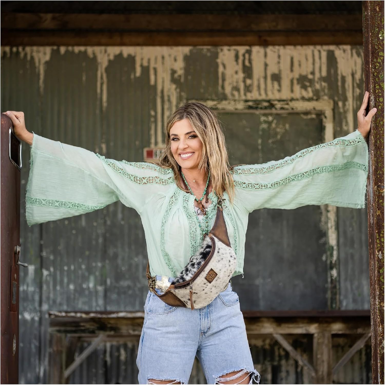 STS Roswell Cowhide Hildy Belt Bag (STS-32245)