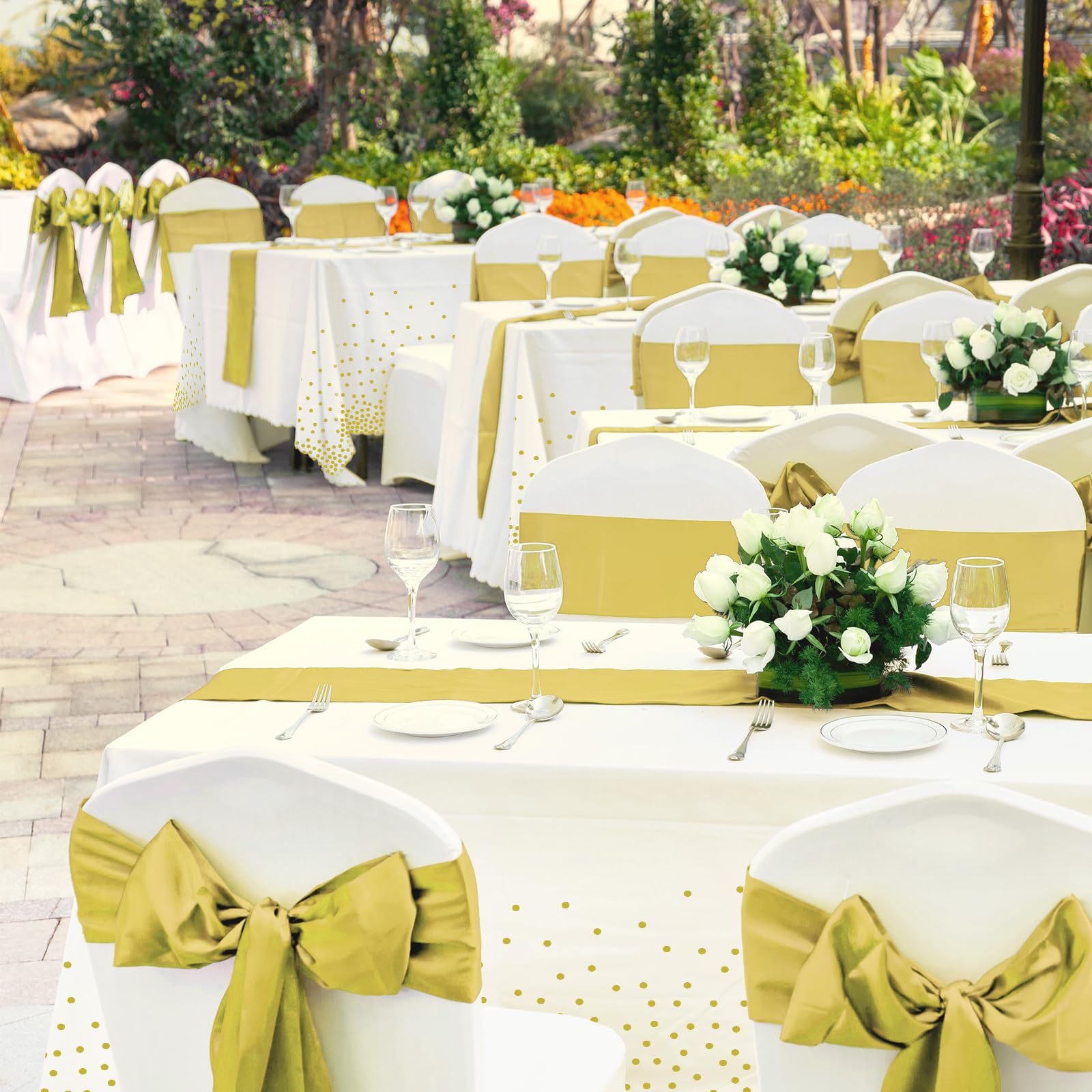 Paquete de 24 manteles y caminos de mesa blancos y dorados, decoraciones de fiesta, mantel desechable de plástico blanco y amarillo y camino de mesa de satén para boda, cumpleaños, graduación,