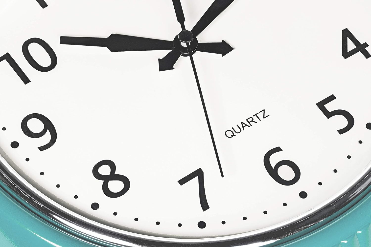Bernhard Products Retro Wall Clock 9.5 Inch Blue Kitchen 50's Vintage Design Round Silent Non Ticking Battery Operated Quality Quartz Clock (Robin Egg Blue) : Home & Kitchen