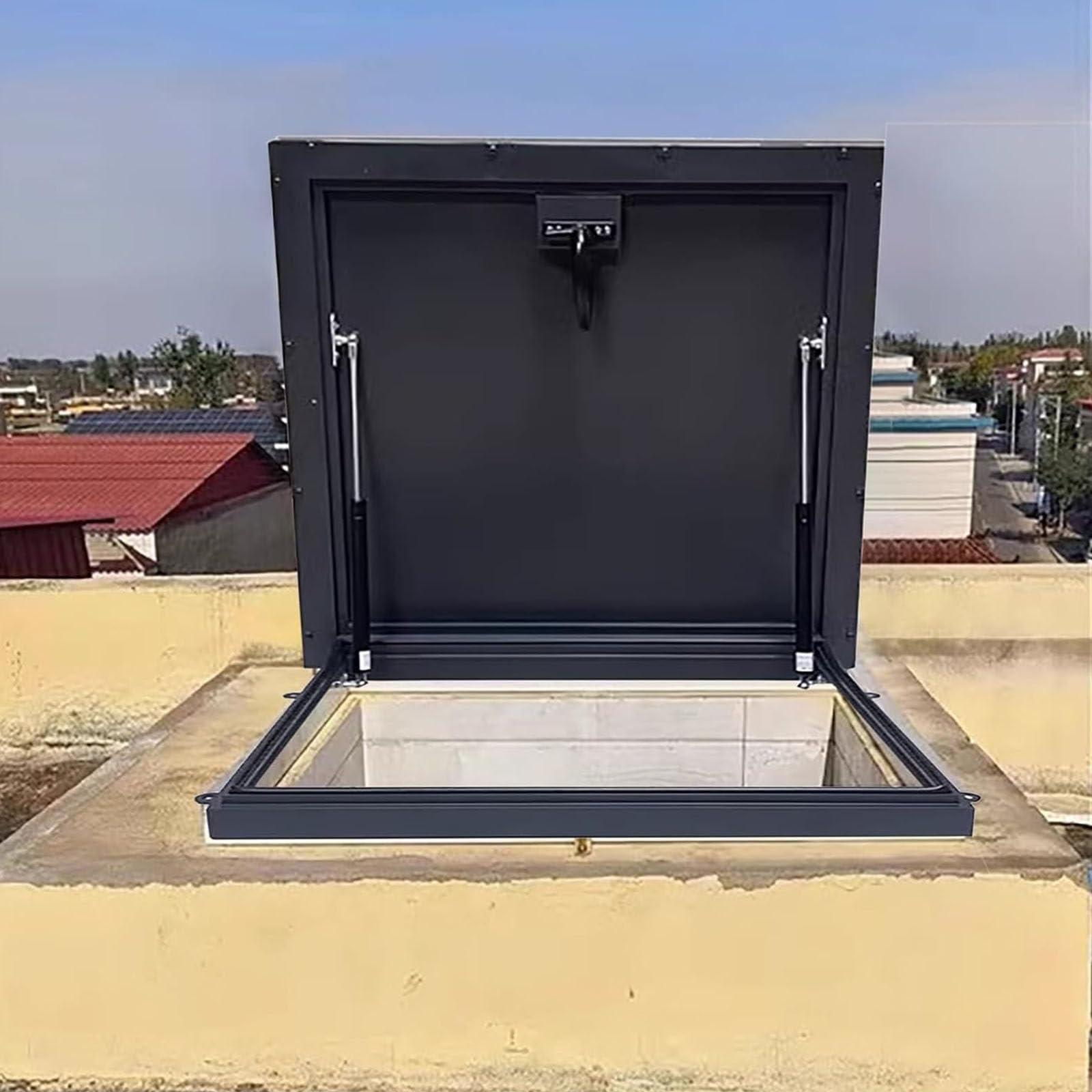 Escotilla de techo con acceso seguro y duradero para instalación en la cubierta