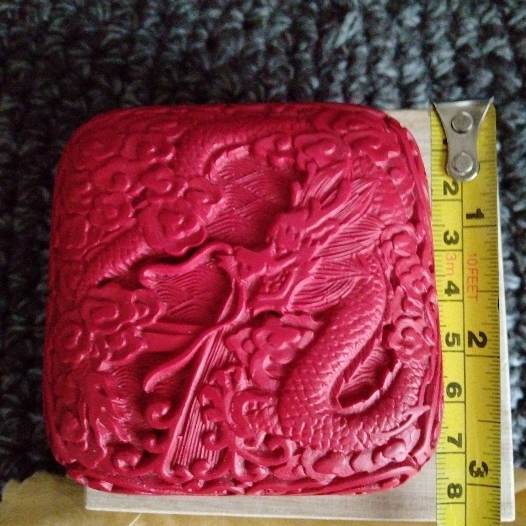 旧蔵した中国骨董古い唐物 龍雲 彫漆堆朱大きめ茶道御香合、書道印合