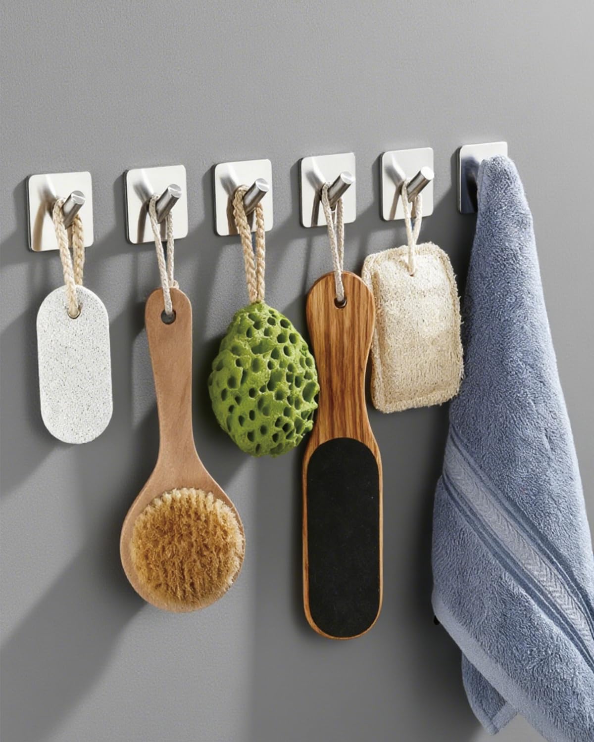 YLITREUS Ganci Adesivi Acciaio Inox 6 Pezzi - Ganci per Accappatoio Senza Forare, Impermeabili e Antiruggine, Adatti per Bagno e Cucina, Argento