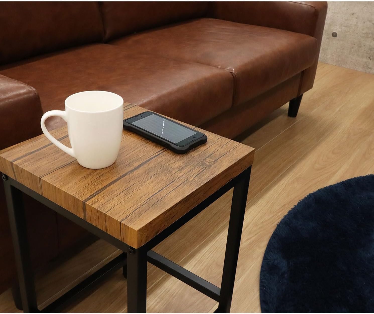 ei・ai・esu (AIS) Side Table Brown 30 × 30 × 44 cm Bronx ABX – 700
