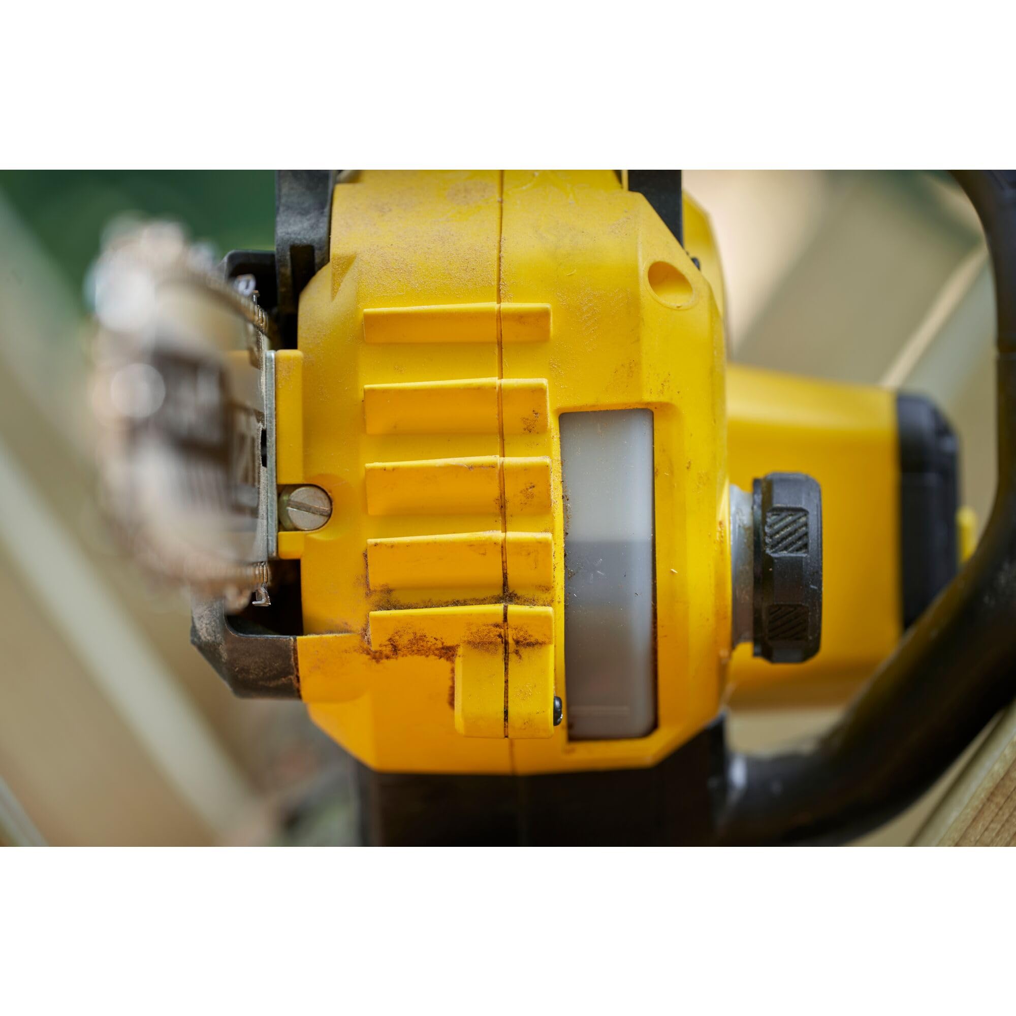 STANLEY FATMAX SFMCCS730M1-QW - Motosierra inalámbrica (18 V, longitud de la espada de 30 cm, motor sin escobillas, con 2 empuñaduras y protección de la mano, adecuada para trabajos de madera y jardín | Motor sin escobillas, Con 2 empuñaduras, Protección