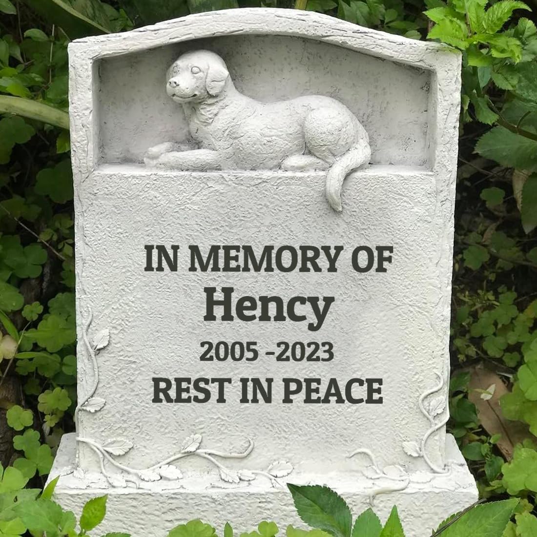 MARYTUMM Upright Pet Headstone for Dog, Personalized Dog Memorial Stone Resin Dog Statue Figurine Dog Garden Stone Pet Gravestone for Dog Outdoors