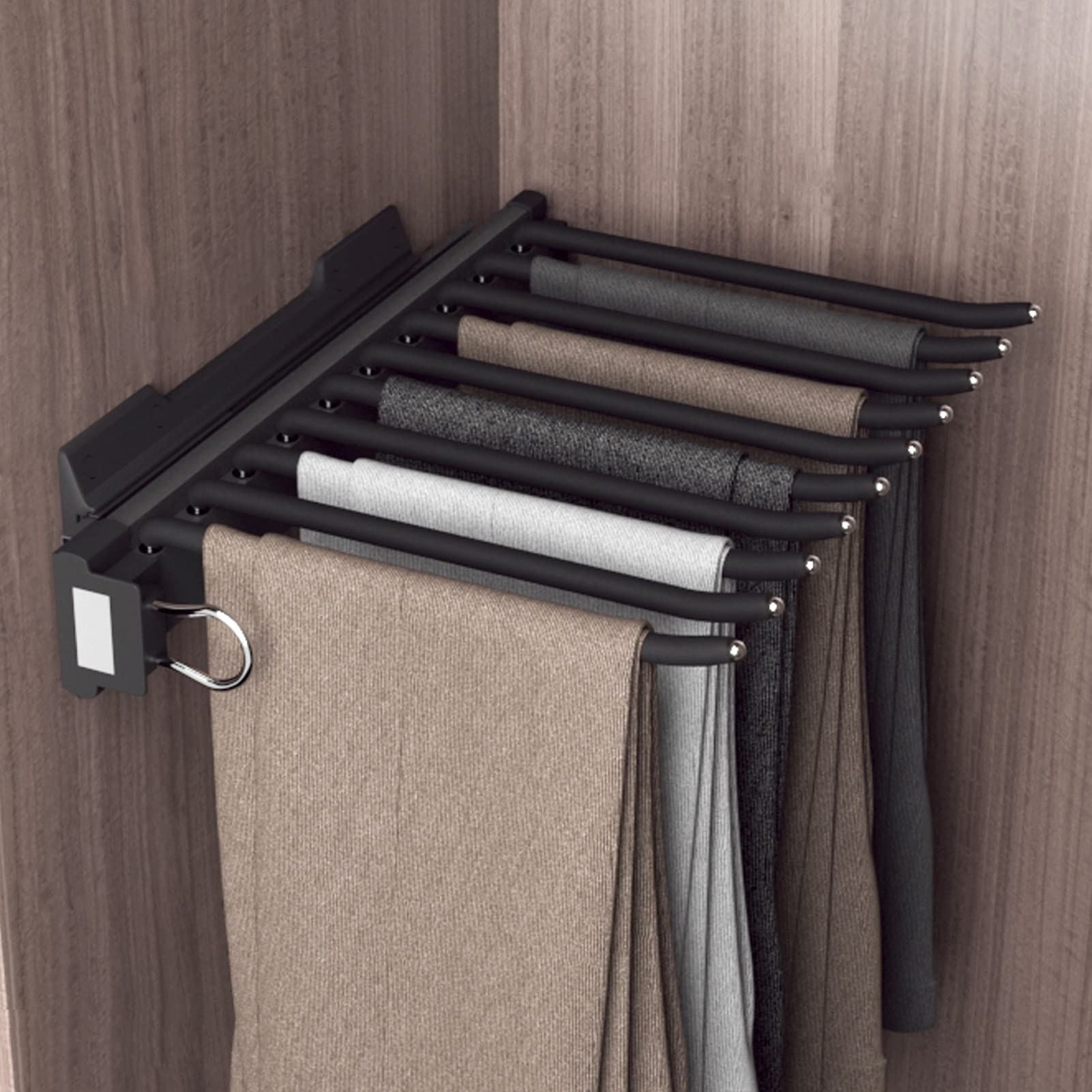 Rangement des pantalons simplifié pour un dressing épuré et ordonné