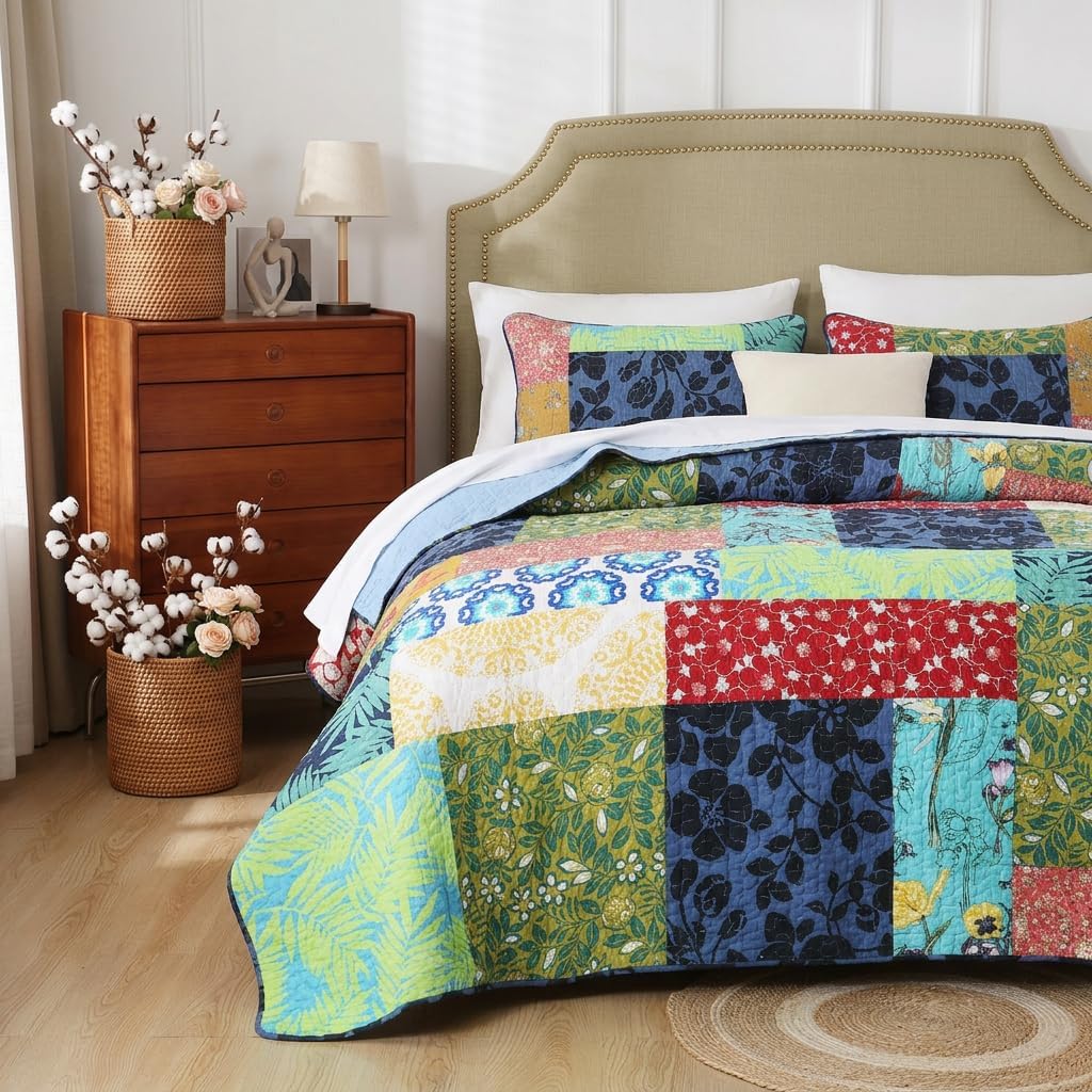 BOV Green King Patchwork Quilt – 100% Cotton Country Farmhouse Quilt Sets, Floral Cotton Quilt, Reversible Shabby Chic Bedding King Quilt, Lightweight Bohemian Quilt Bedding with 2 Pillow Shams | 100% Cotton