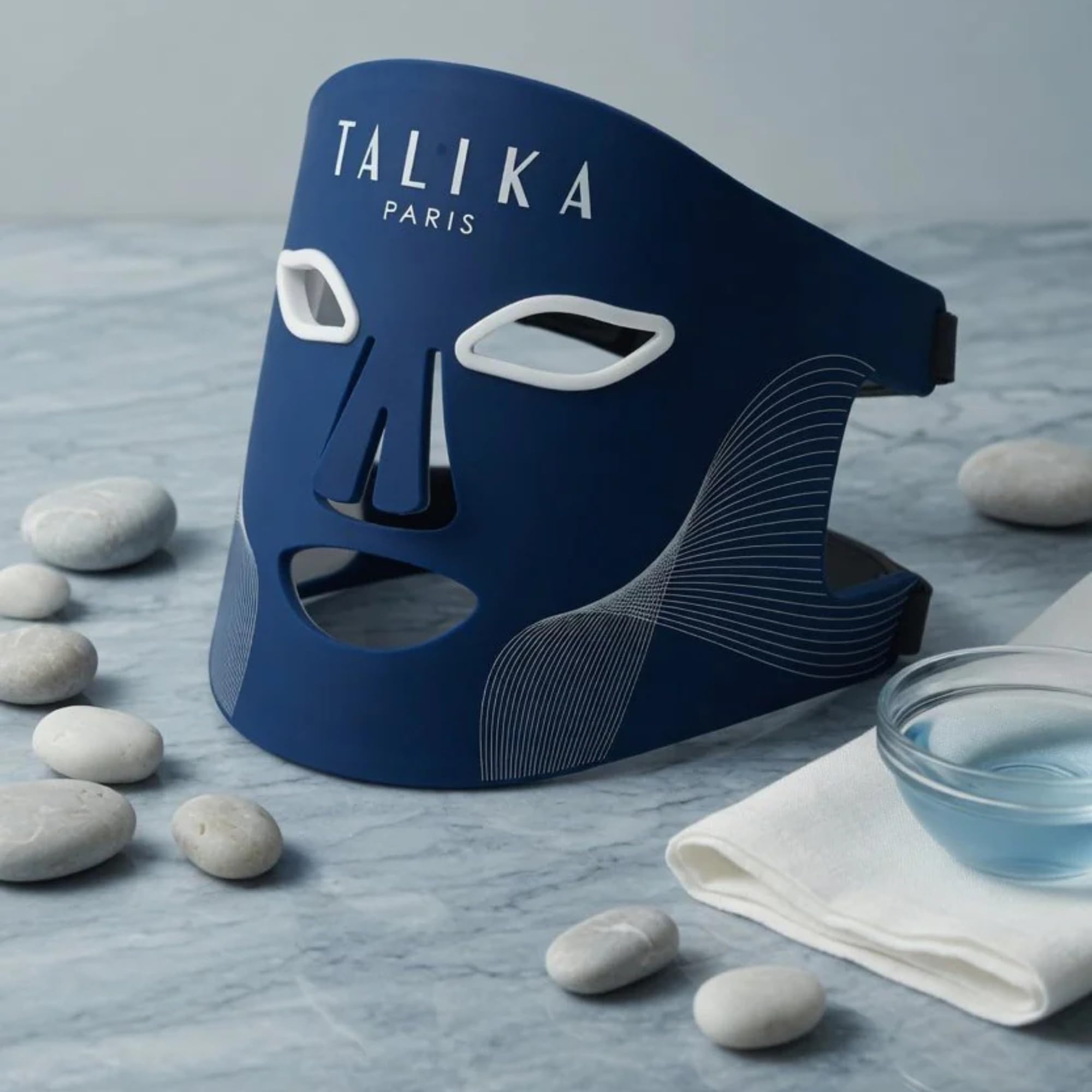 Talika I Masque LED Biomimétique I Light Therapy I 6 Programmes I Anti-âge, Rides, Tâches, Imperfections I Dosimétrie Optimisée - Toutes Carnations & Peaux Sensibles