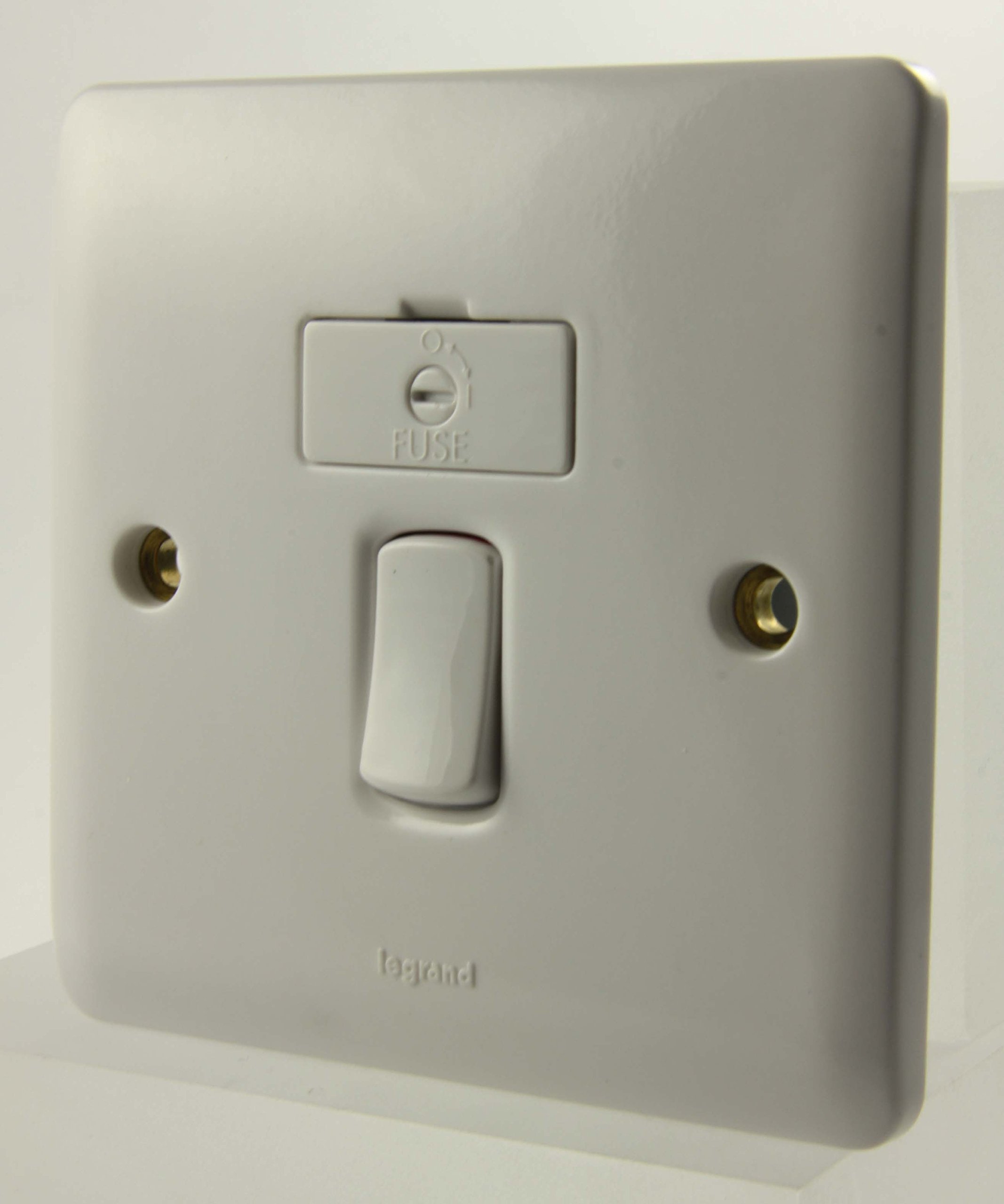 Legrand Synergy - 7300 34-13a Switched Fused Spur