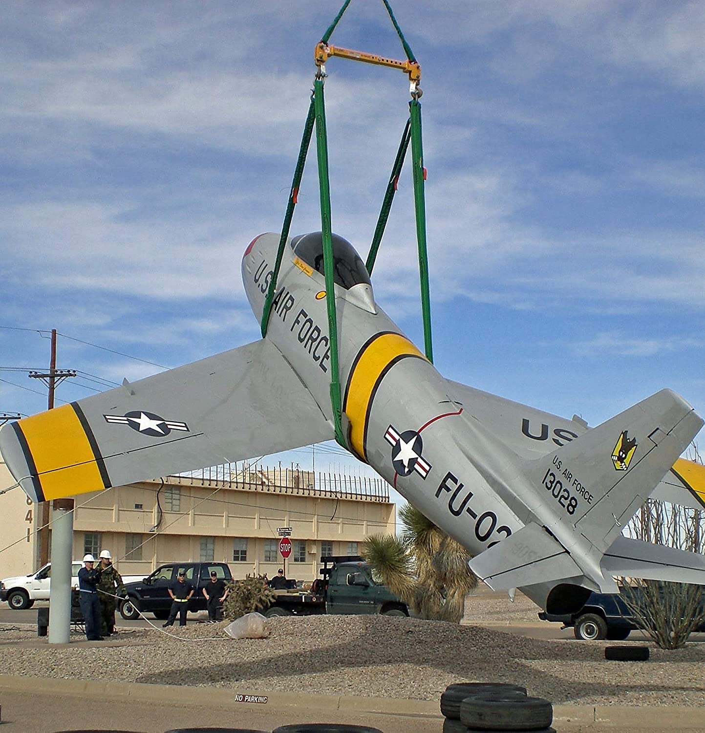 Single Path SlingMax Endless Round Sling | 3' Length | 50,000 lb. Vertical Capacity | CoverMax Double Layer Nylon Cover | K-Spec Yarn Core | Hanes Supply (HSI) SPXCF-5000