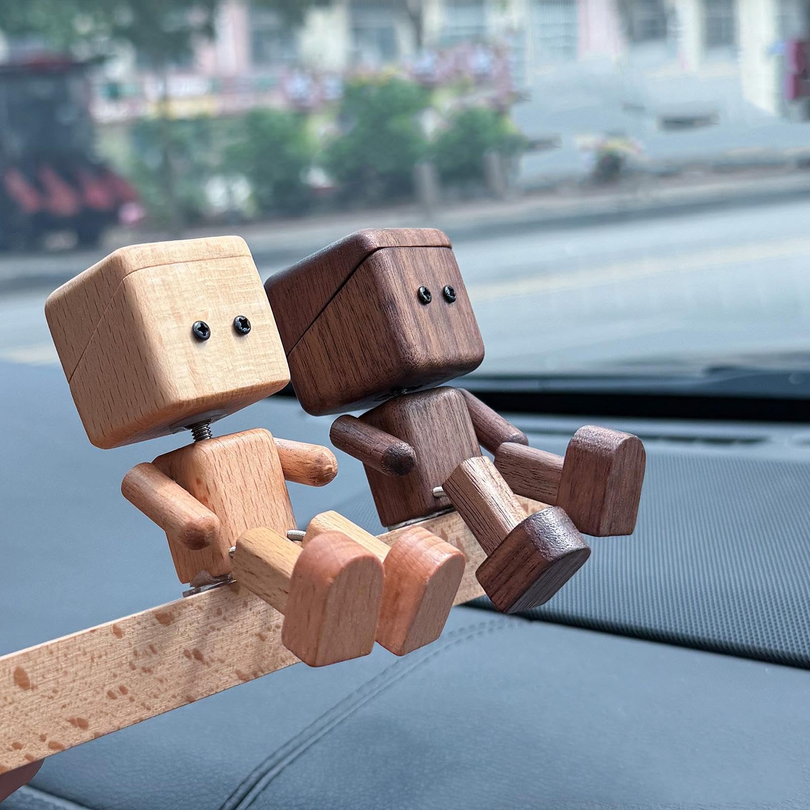 Amazon.co.jp: Kuntesetty 車のダッシュボード装飾人形飾り 揺れる足