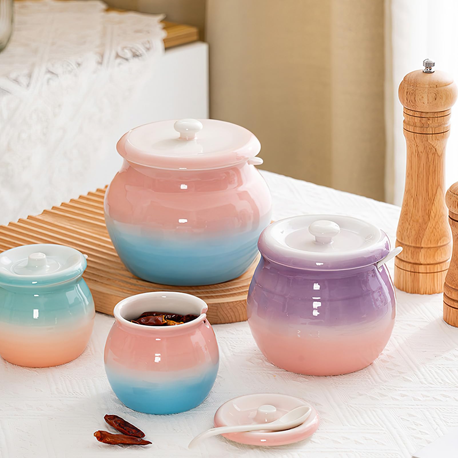 Azucarero de cerámica con tapa y cuchara, tarro de porcelana para sal y azúcar, recipiente para condimentos, tarro de almacenamiento de condimentos de pimienta para el hogar, cocina, 300 ml,
