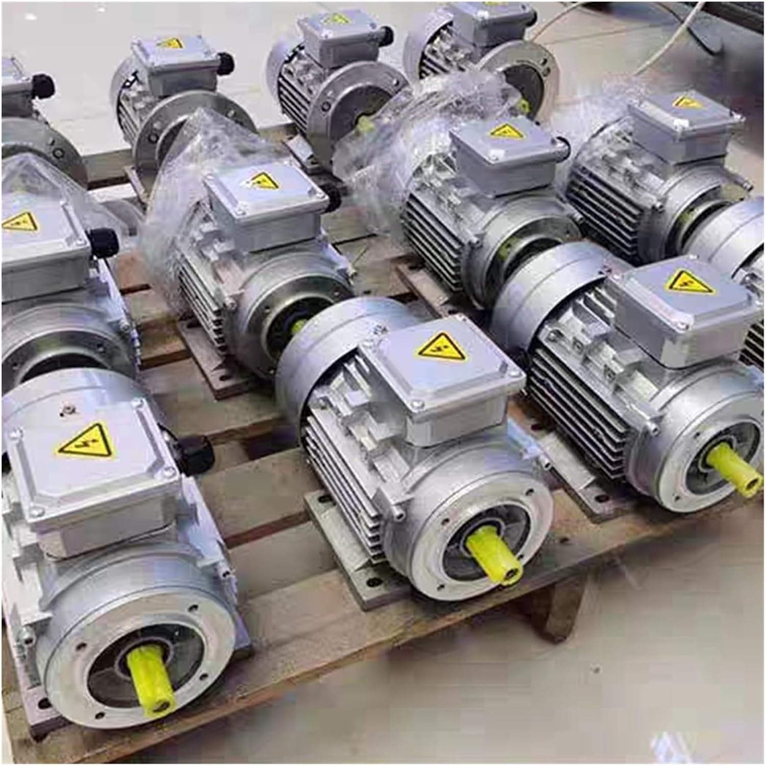 Asynchronous Motor Three-Phase Aluminum Shell Power + Silent 1.5 Kw 2. 0.75(YE4/90L/4-1.5KW)