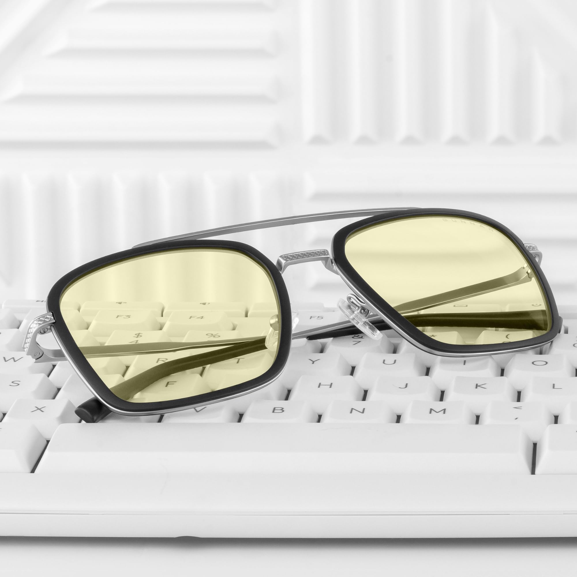 Gunnar Gafas de sol para juegos y computadora | Edición Barron | Marco de acero inoxidable | Lente patentada | Reduce la fatiga ocular y la sequedad